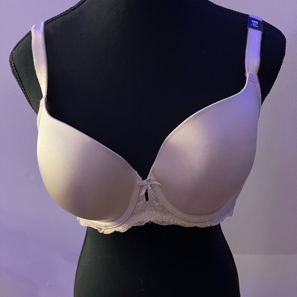 NWT Nude/Beige Brand new Torrid t-shirt bra 38B